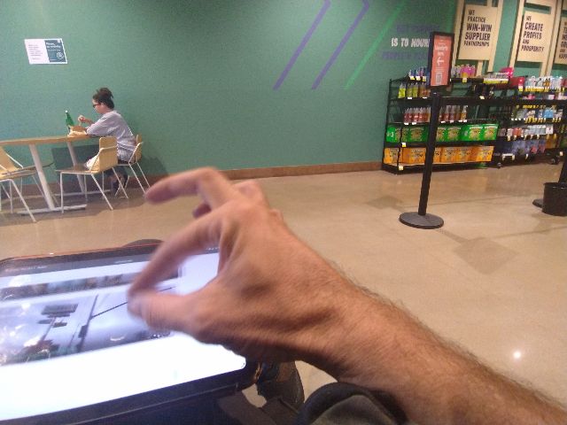 Looki L1 photo