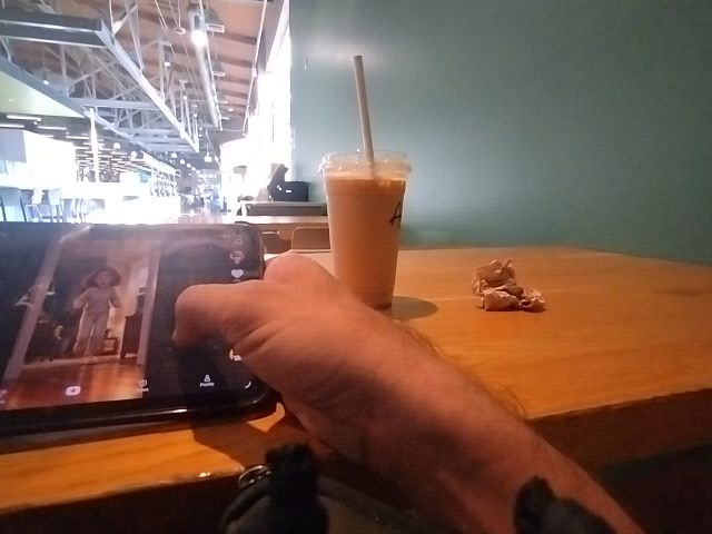 Looki L1 photo