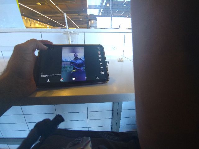 Looki L1 photo