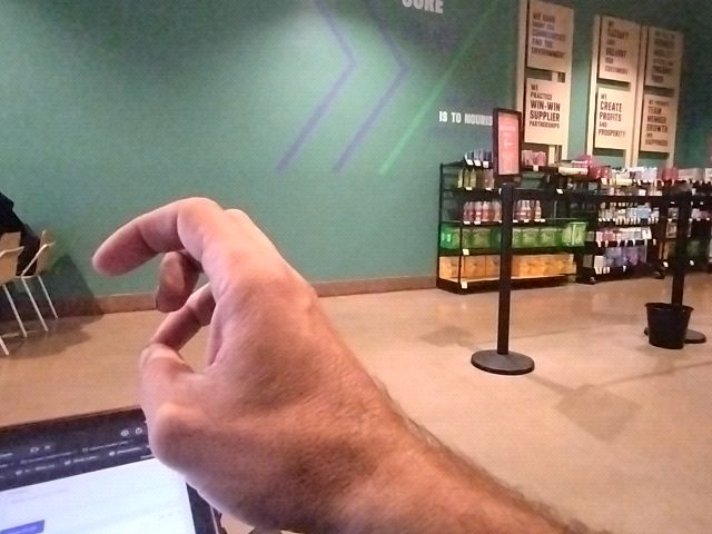 Looki L1 photo